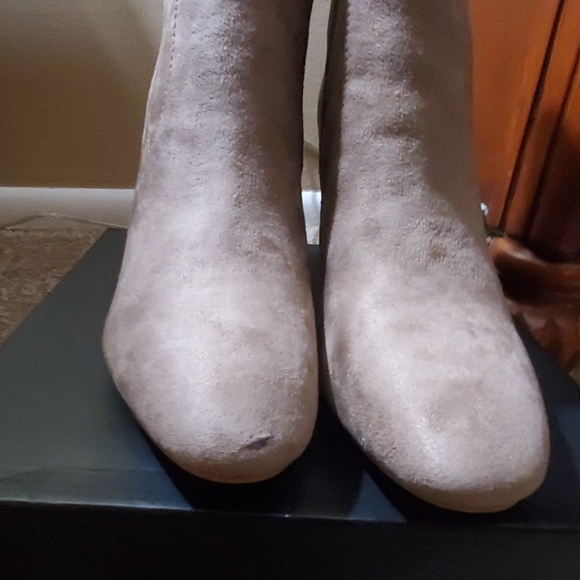 Booties - Picture 3 of 4